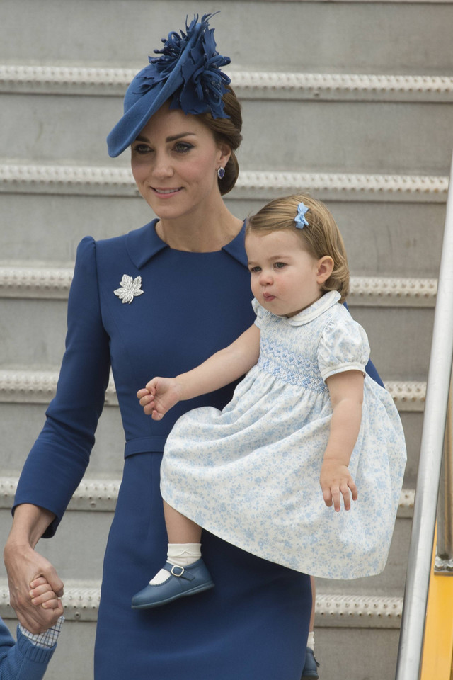 Księżna Kate i książę William z dziećmi w Kanadzie