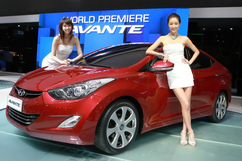Busan Motor Show 2010: Hyundai Elantra/Avante – premiera nowej generacji