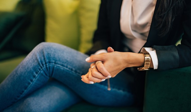 Mnogo veći problem od prekrštenih nogu je jedan te isti položaj duže vreme