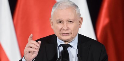 Słowa Kaczyńskiego o węglu wprawiają w osłupienie. "To się pali, to dymi - jakoś ludzie tam żyją"