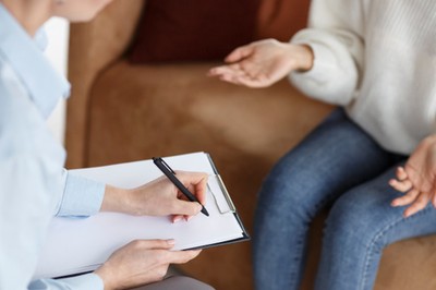 Niewiele firm szkoli pracowników w zakresie AI