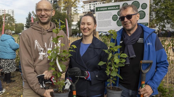 Nowy las w środku miasta. Mieszkańcy sami posadzili setki roślin