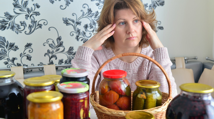 Ne csüggedjünk, ha nem sikerül kinyitni a befőttesüveg tetejét/Fotó: Shutterstock