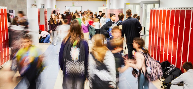 MEN zdecydowało ws. nieobecności w szkole. Wprowadza bat na uczniów