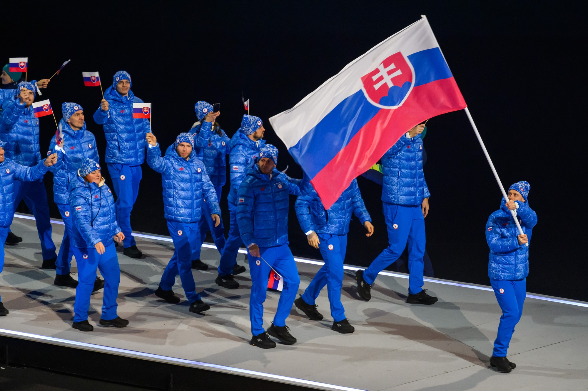 Slovenská výprava počas otváracieho ceremoniálu XXV. zimných olympijských hier Miláno-Cortina 2026.