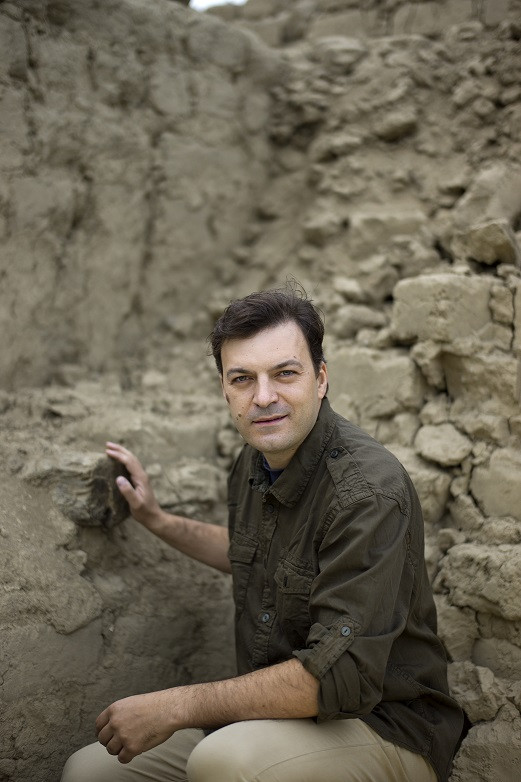 Naukowe Odkrycie Roku - dr Miłosz Giersz - Odkrycie pierwszego niesplądrowanego grobowca Wari