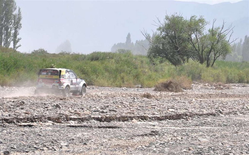 Adam Małysz pokonał aż 30 kilometrów etapu w Rajdzie Dakar 2012 jadąc z przebitą oponą