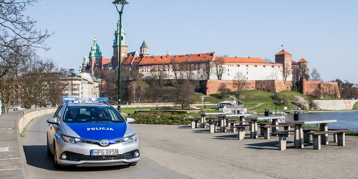 Kiedy poluzowane zostaną obostrzenia?