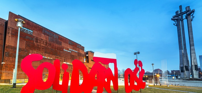 Spór o ECS przybiera na sile. "Krąg dawnych działaczy chce napisać historię Solidarności od nowa"