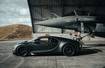 Bugatti Chiron Sport kontra myśliwiec Dassault Rafale Marine 