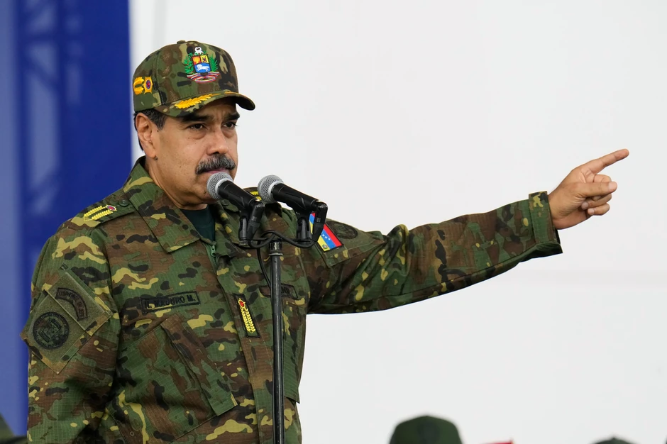 Nikolas Maduro na vojno-civilnom mitingu u Karakasu, Venecuela, 25. novembra