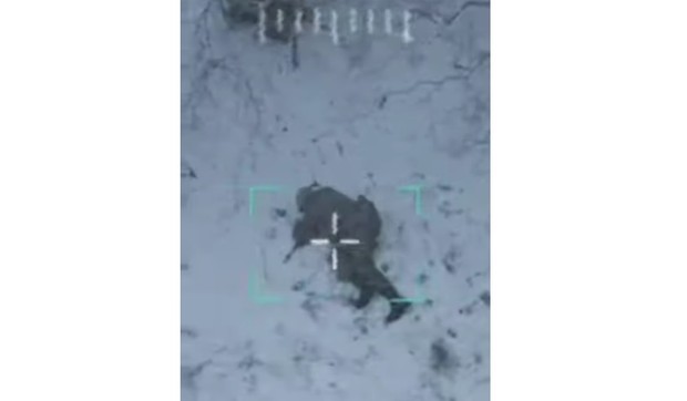 Ruski vojnik oborio dron rukama nakon što se pravio da je mrtav