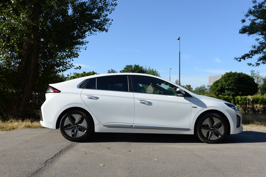 Hyundai Ioniq Hybrid