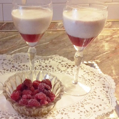 Málnás Panna cotta