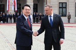 Prezydent Yoon ułaskawił jednorazowo 455 tys. osób. Wśród nich politycy