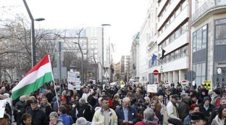 A korrupció ellen tüntettek Budapesten