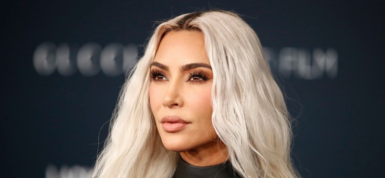 "Stworzona do uwielbiania". Fani rozpływają się nad ciałem Kim Kardashian. FOTO