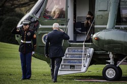 The Atlantic: Jedność Zachodu jest tymczasowa. Nad Europą unosi się widmo trumpizmu