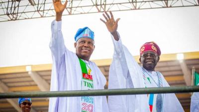 President Bola Tinubu (right) and Vice-President Kashim Shettima (left) [Twitter/@officialABAT]