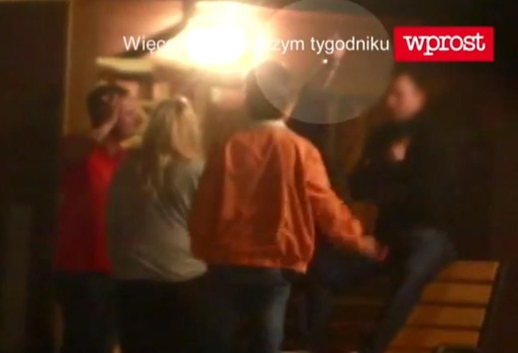 Politycy PiS, Adam Hofman i Tomasz Kaczmarek, na nagraniu tygodnika 'Wprost'