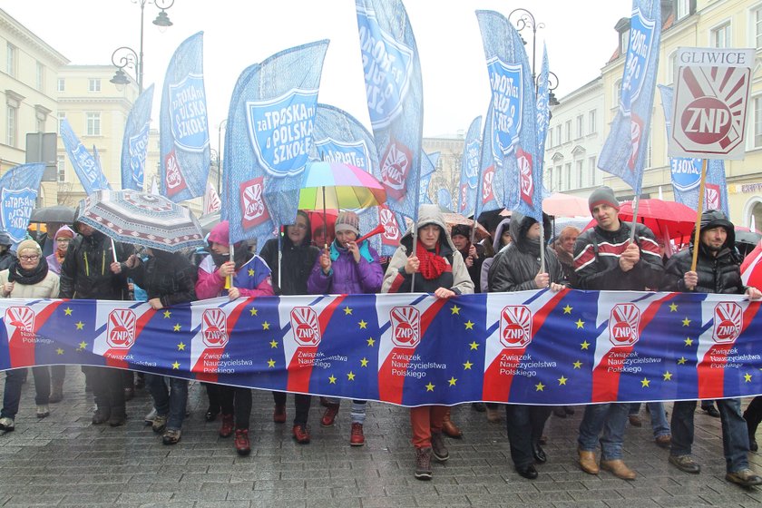 Protestowali przeciw reformie PiS