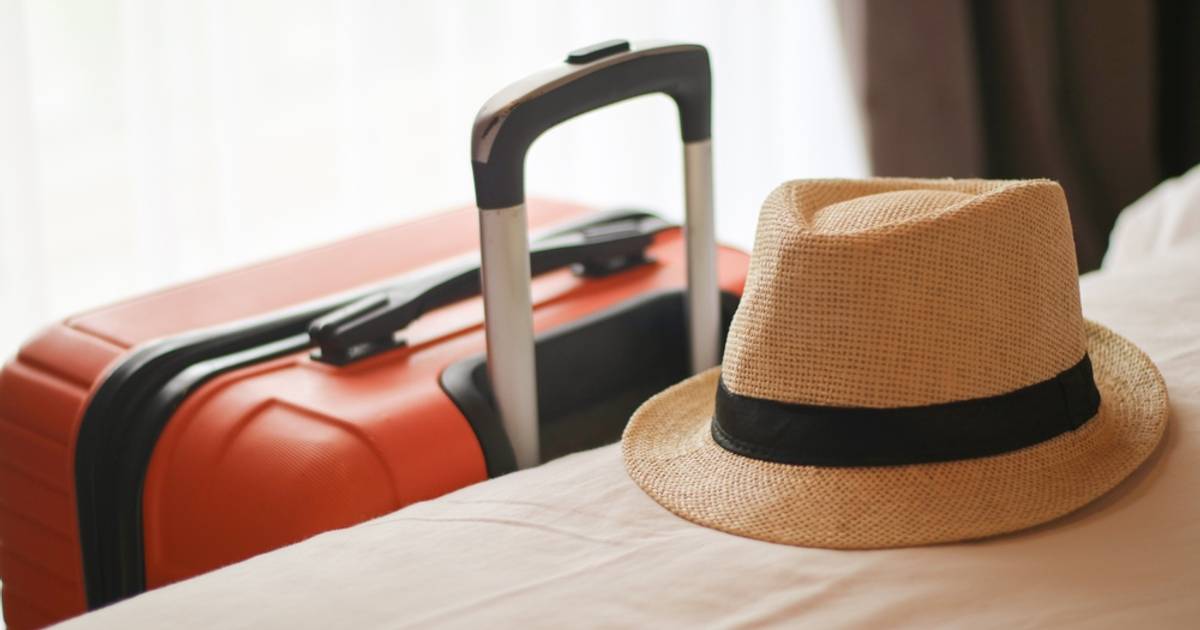 Nie wkładaj ubrań do szafy w hotelu. Ekspert ostrzega