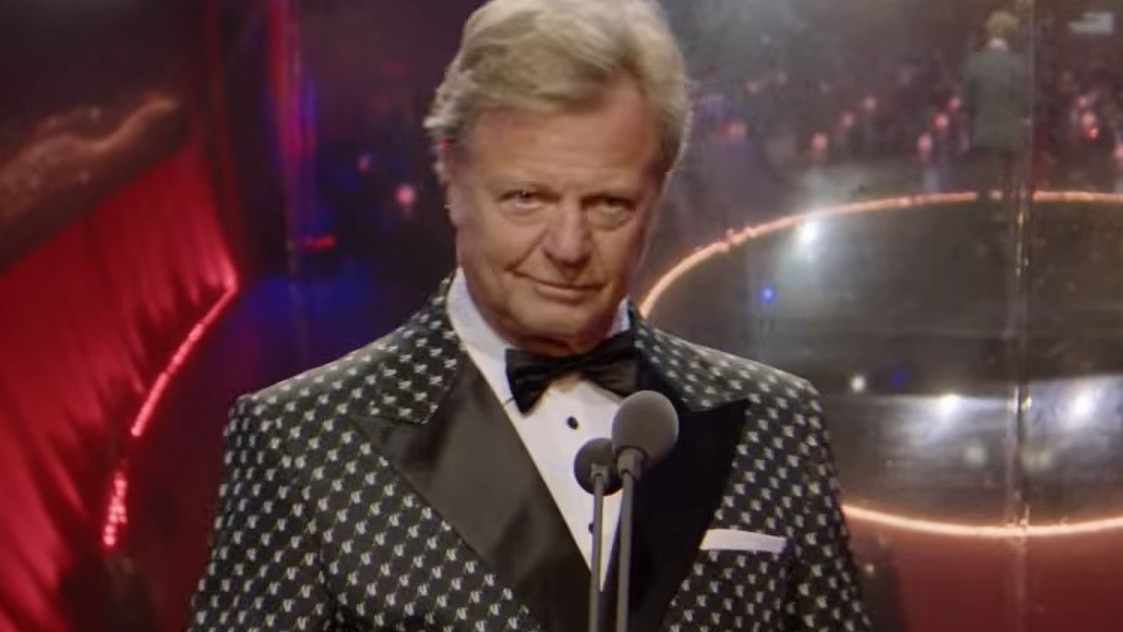 Maroš Kramár odovzdával cenu v kategórii najlepší film.