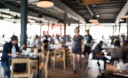 Charytatywne żywienie jest bez zwolnienia