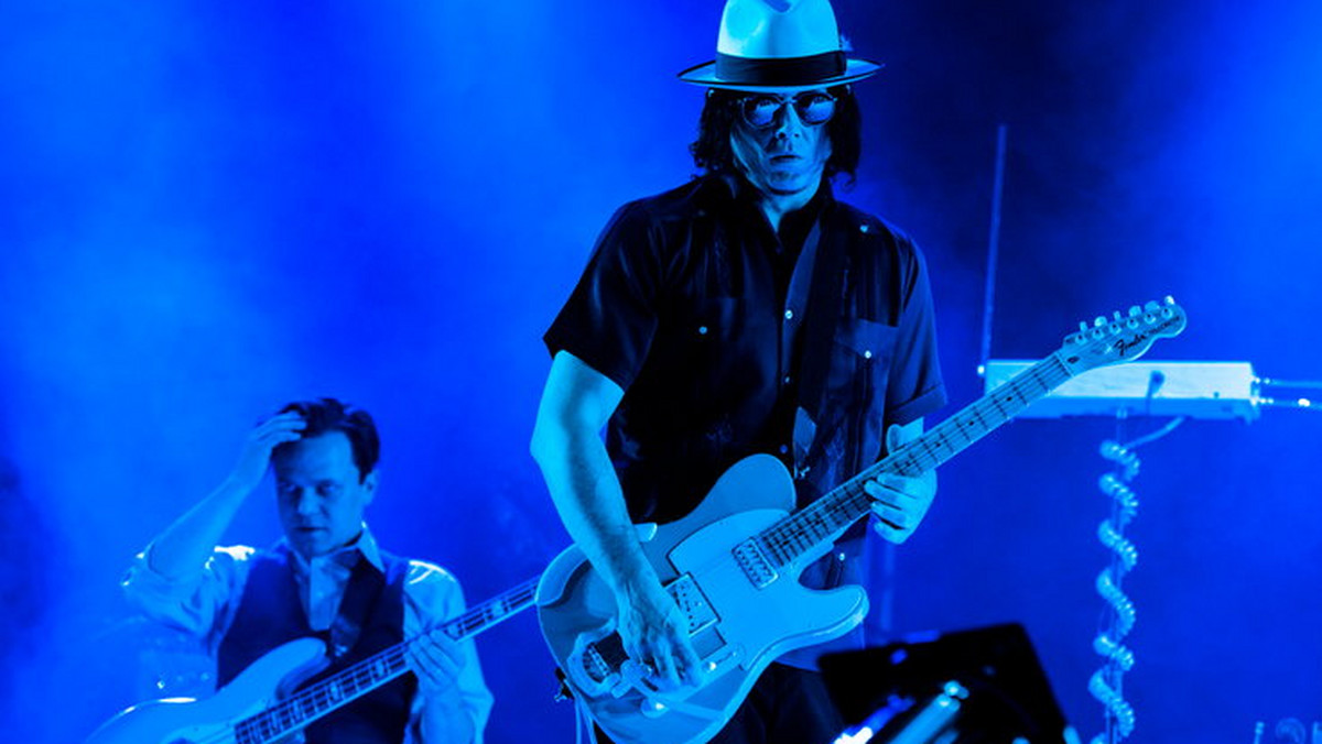 Jack White za pośrednictwem Facebooka poinformował, że zamierza przez dłuższy czas nie występować na scenie. Zanim zrobi sobie przerwę wystąpi jeszcze w serii akustycznych koncertów.