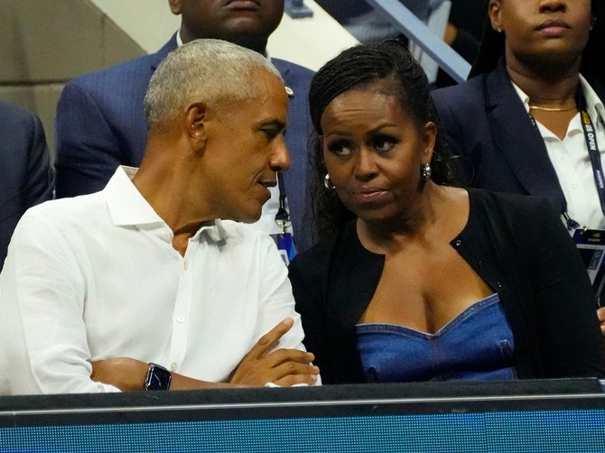 Barak i Mišel Obama iz prvih redova prate meč Novaka Đokovića