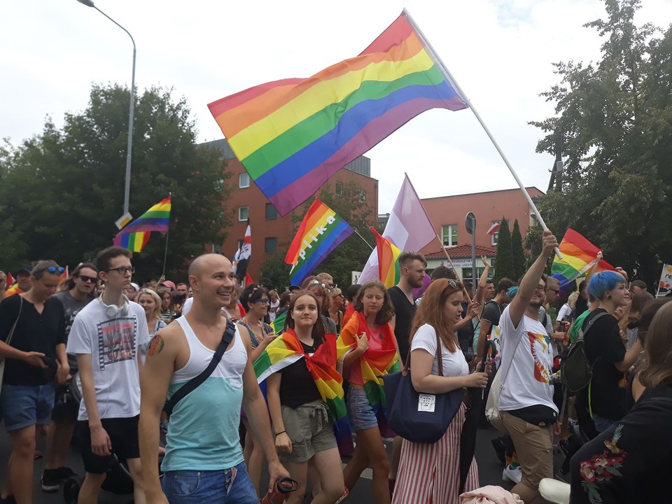 Marsz Równości w Poznaniu z kontrmanifestacją narodowców