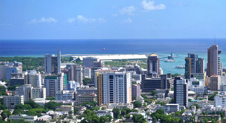 La ville de Port-Louis/Business Maurutis