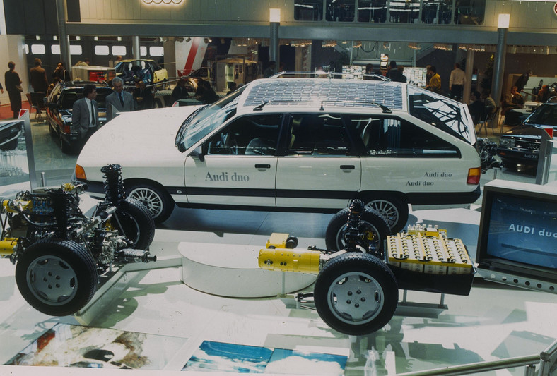 Audi 100 duo (1989 r.).