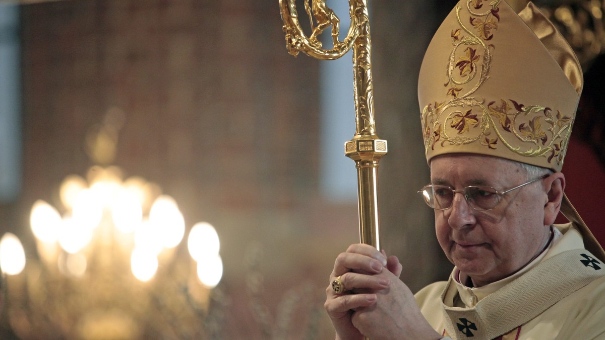 O zmieniającej się sytuacji Kościoła, oczekiwaniach związanych z Rokiem Wiary i Jubileuszem 1050-lecia Chrztu Polski oraz przygotowaniu do przyjęcia sakramentów i zaangażowaniu świeckich w Kościele, z metropolitą poznańskim abp. Stanisławem Gądeckim, wiceprzewodniczącym Konferencji Episkopatu Polski i przewodniczącym Komisji Duszpasterstwa KEP