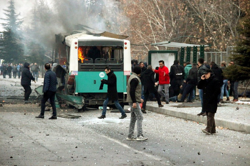  Eksplozja autobusu pod uniwersytetem. Są ofiary
