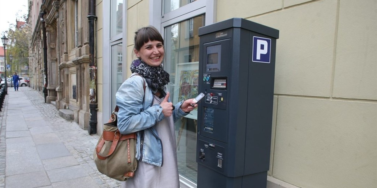 Płać kartą za parking