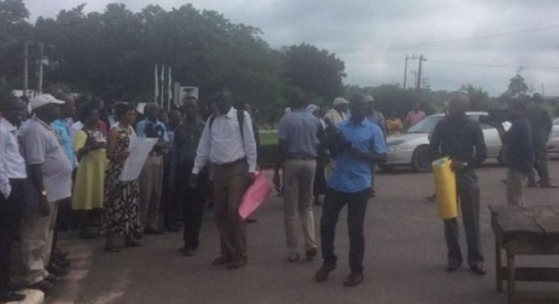 Protesting FUNAAB workers