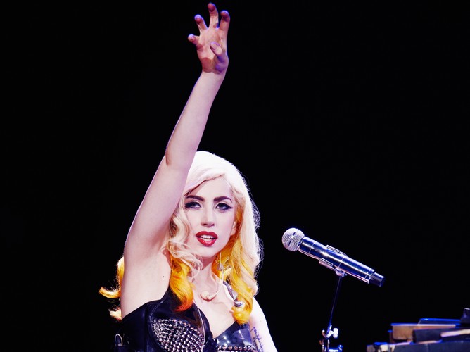 Lady Gaga na zrealizowanym specjalnie dla HBO koncercie w Madison Square Garden w lutym 2011