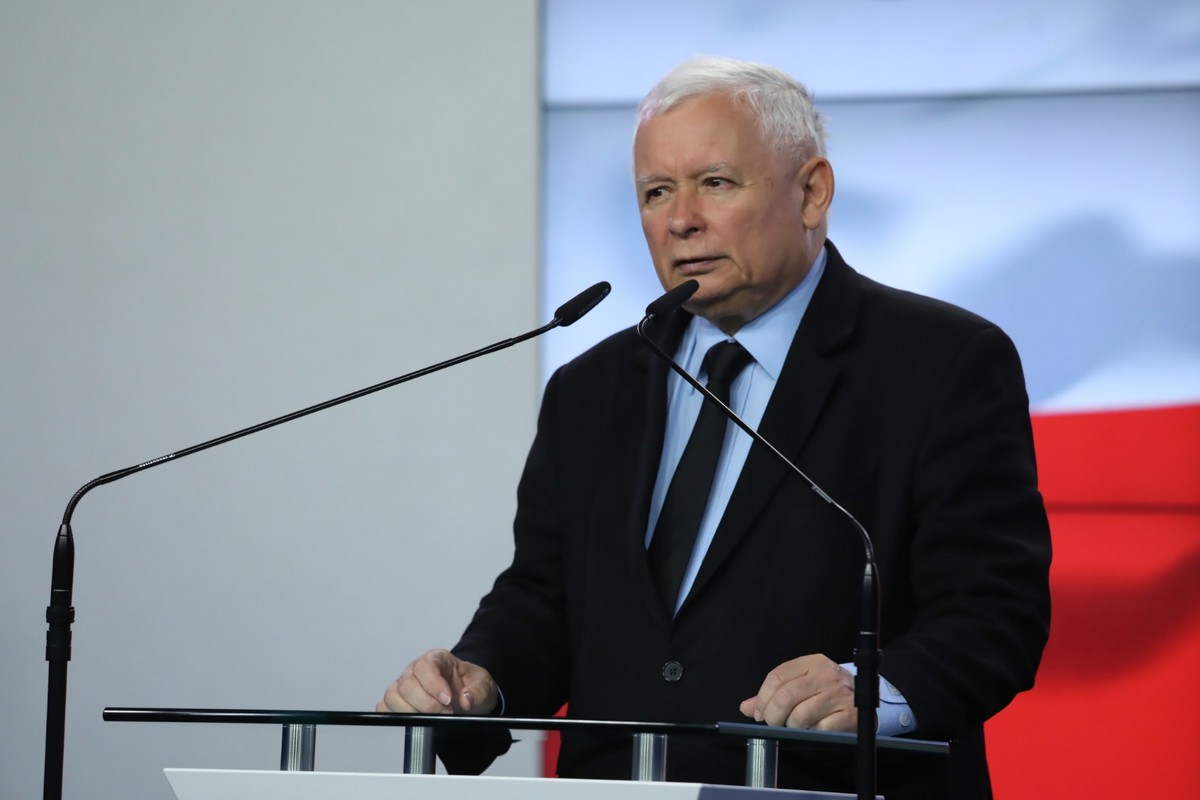 Plan trzyletni PiS. Jesienna ofensywa programowa konkretyzuje się