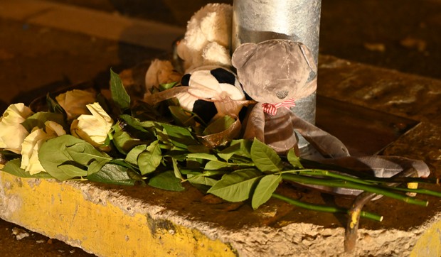 Građani i kolege odali počast poginulom policajcu