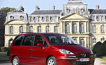 PEUGEOT 807