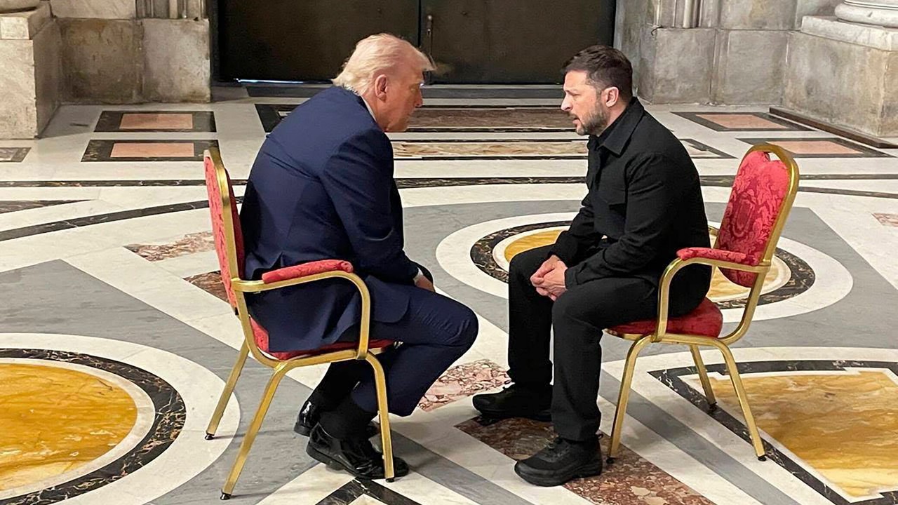 W Watykanie Donald Trump rozmawiał z Wołodymyrem Zełenskim o Krymie. Twierdzi, iż go przekonał