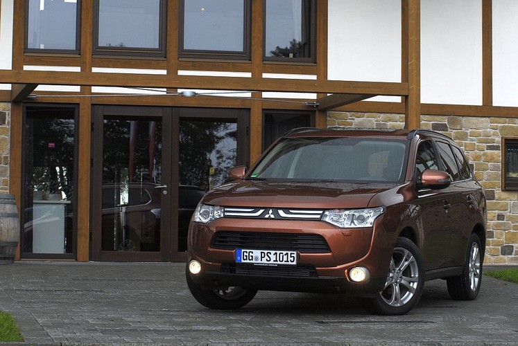 Mitsubishi outlander