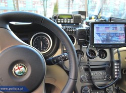 Dramatyczne nagranie policji! TIR kontra kobieta na filmie