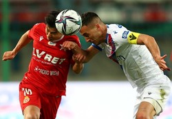 Wisła przegrała drugi mecz z rzędu. Raków zagarnął pełną pulę [WYNIKI i TABELA]