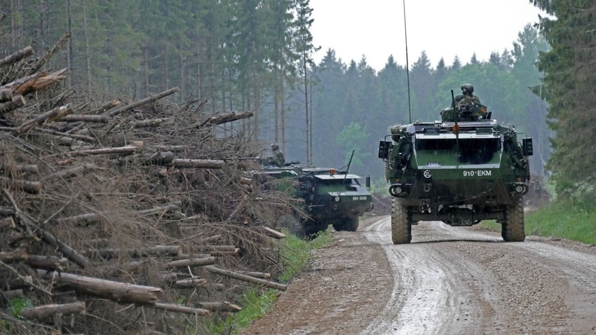 Finska vojska na zajedničkim vežbama sa NATO članicama u Sakili