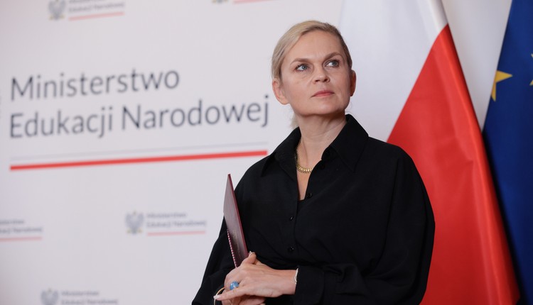 Niespodziewany efekt podwyżek dla nauczycieli. Dane GUS wskazują jasno