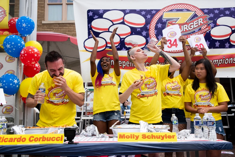 Godišnje takmičenje u jedenju hamburgera u Vašingtonu