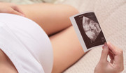 Czy można zajść w ciążę bez wytrysku? Petting, preejakulat - fakty i mity