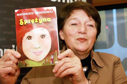 Małgorzata Musierowicz promuje swoją książkę pt. Sprężyna